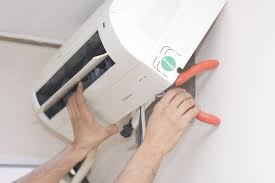 Reliable Service offers from a Commercial Electrician on the Gold Coast